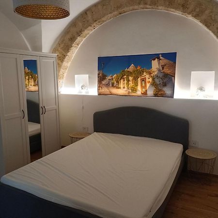 Suite Vecchia Dante Bari Exterior photo
