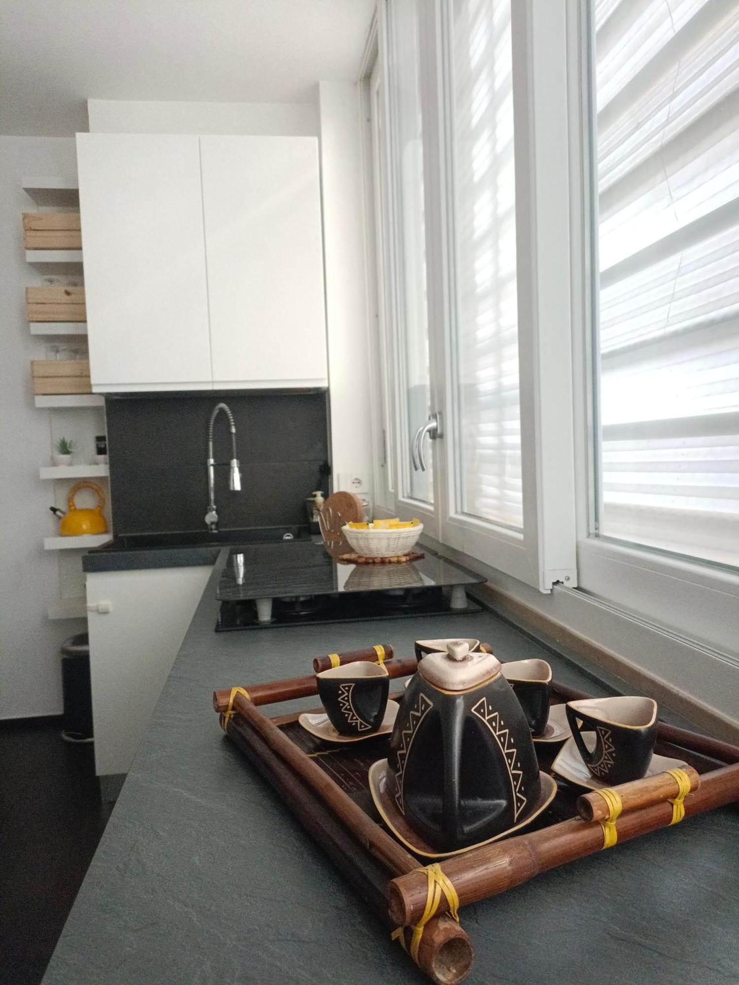 Suite Vecchia Dante Bari Exterior photo